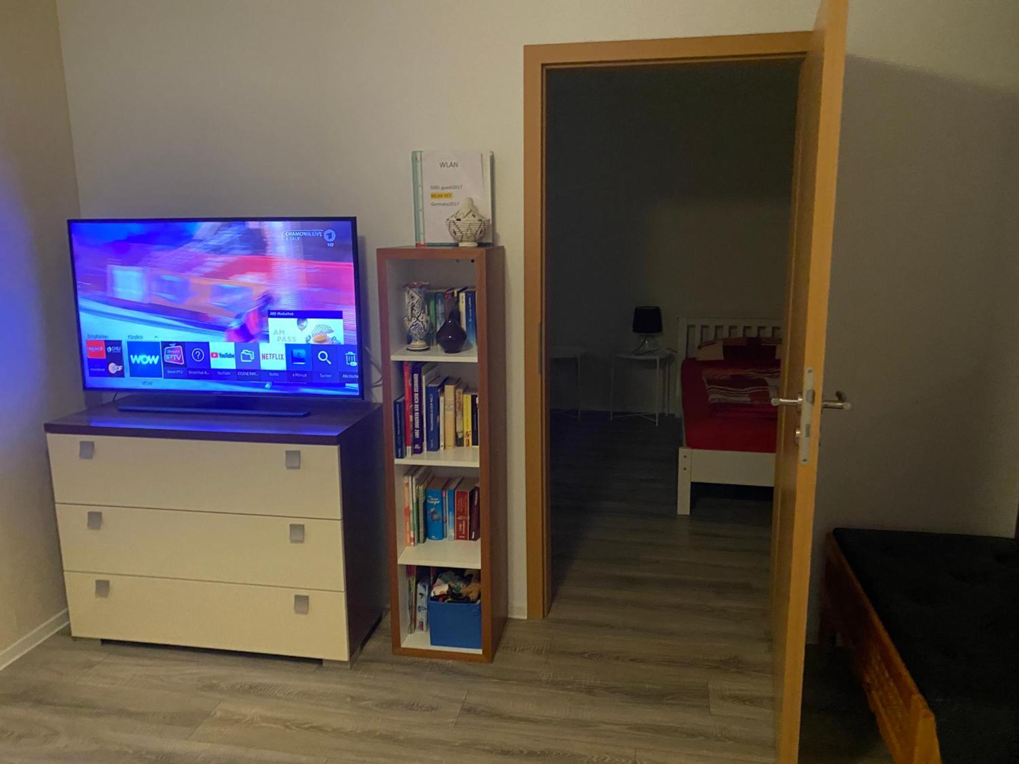 Ferienwohnung - Monteurwohnung Familie Houri Neupotz Bagian luar foto